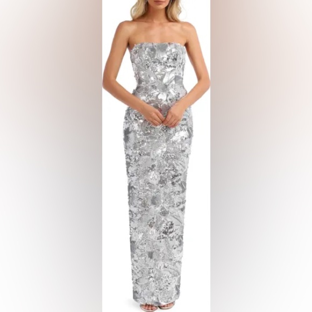Glamorous Strapless Silver Dress